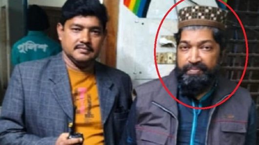 বরিশাল নগরীর দপ্তরখানায় তিনজনকে হত্যা করে পালিয়ে যাওয়া আসামি ১৫ বছর পর গ্রেপ্তার
