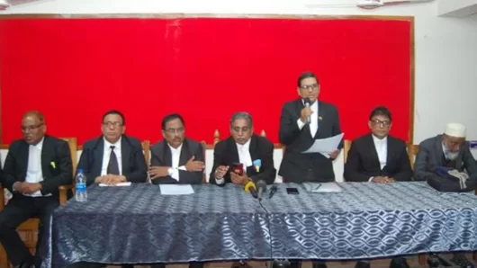 বরিশাল বারের দায়িত্বে বিএনপি-জামায়াতপন্থী আইনজীবীরা