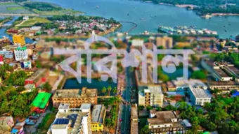 হাসিনার লাশ ভাসছে খালের পানিতে