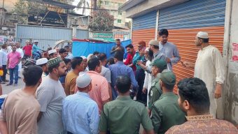 বরিশাল সিটি কর্পোরেশনের জমি দখলমুক্তকরণে বিএনপির বাধা, বিভাগীয় কমিশনার অবরুদ্ধ,