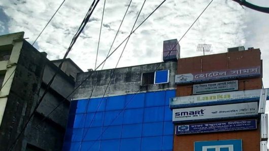 বরিশাল নগরীর পতিতার দালাল মানিকের কেরামতি: হোটেল ব্যবসায় বিনিয়োগের কোটি টাকার উৎস কি?