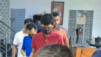 বরিশাল আওয়ামী লীগের ২ নেতাকে আটকের পর ছেড়ে দিল কোলকাতাপুলিশ