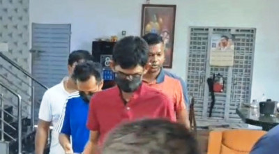 বরিশাল আওয়ামী লীগের ২ নেতাকে আটকের পর ছেড়ে দিল কোলকাতাপুলিশ