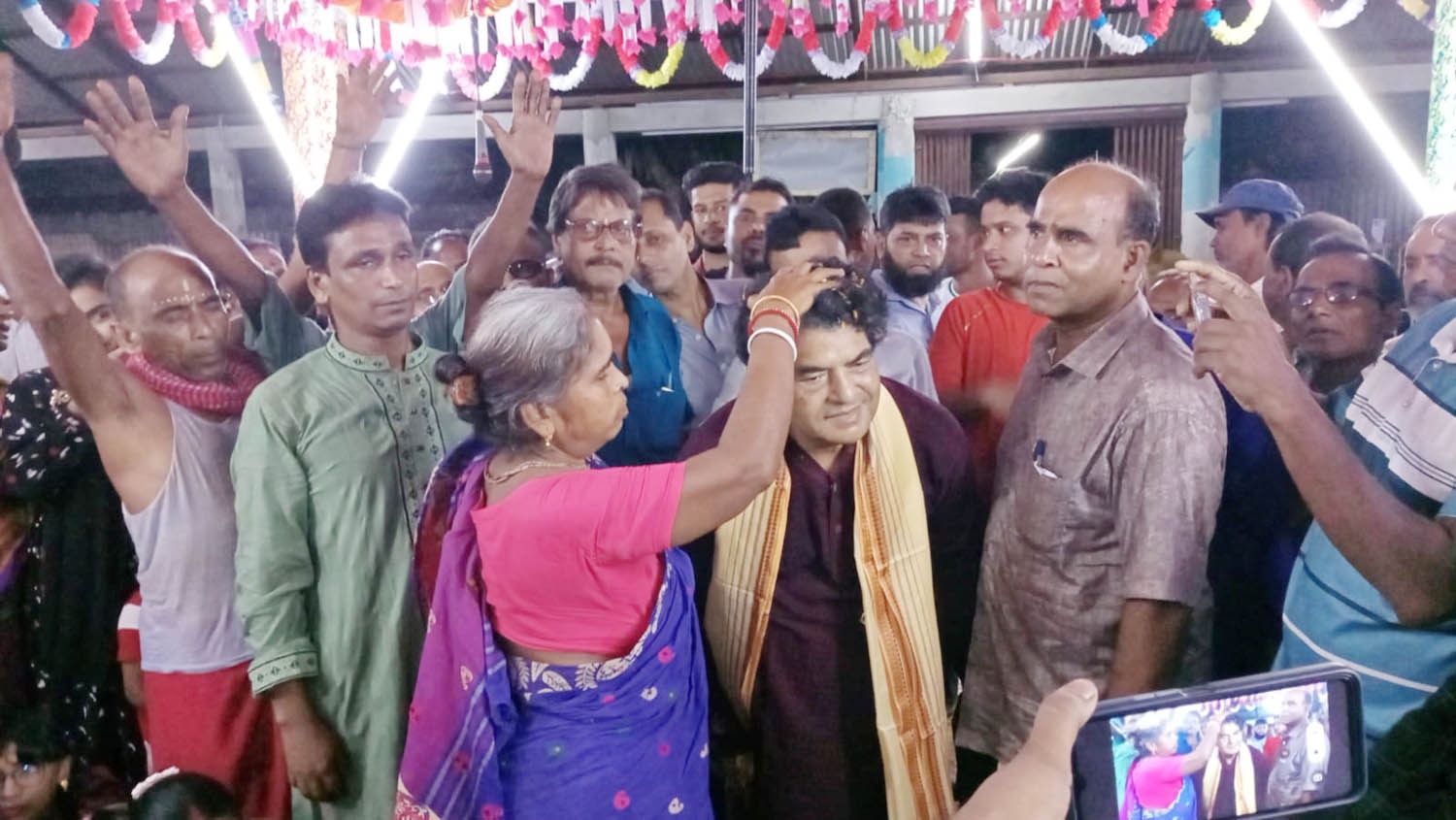 হিন্দু-মুসলিম ভাই ভাই ধানের শীষে ভোট চাই :গৌরনদীতে ইঞ্জিনিয়ার সোবহান