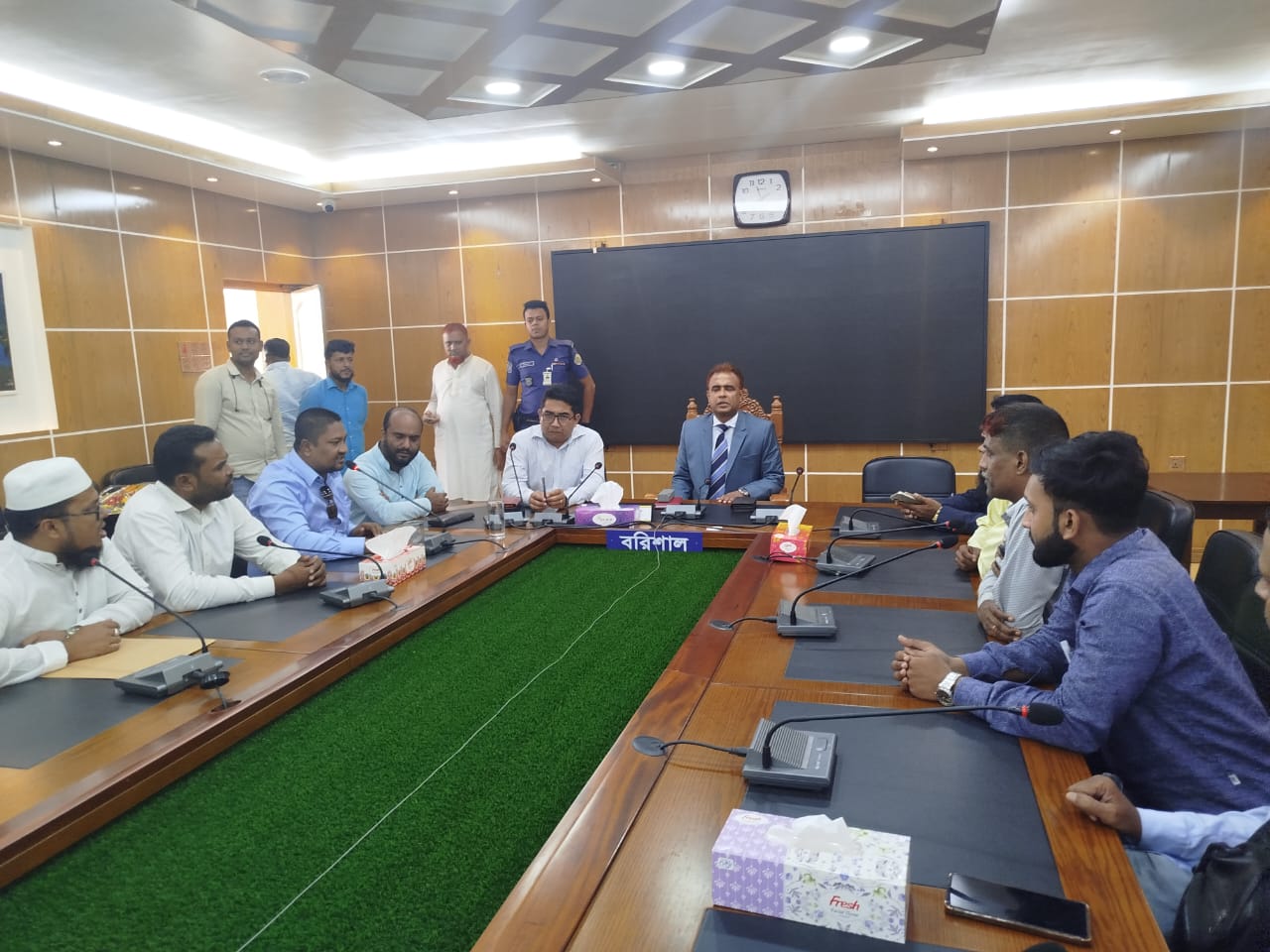 বরিশালে ৩৫ সংগঠনের সাংবাদিক নেতৃবৃন্দের সাথে জেলা প্রশাসকের মতবিনিময় সভা অনুষ্ঠিত