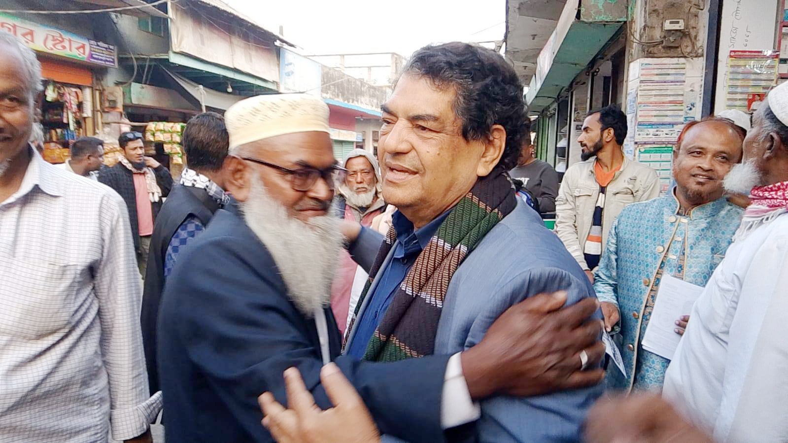 কথার ফুলঝুঁড়ি নয়, কাজের মাধ্যমে উন্নয়ন করতে চাই