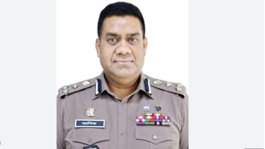 বরিশাল মহানগর পুলিশের নতুন কমিশনার আশিক সাঈদ